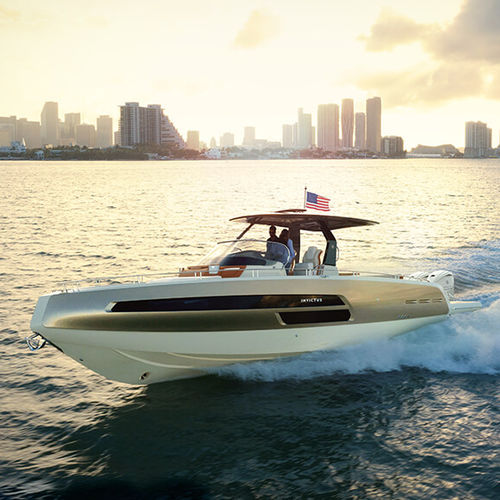 Vedette hors-bord - GT370S - Invictus Yacht - bimoteur / open / stern-drive