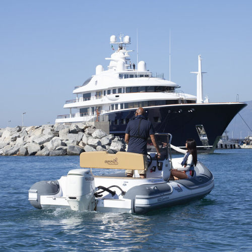 Bateau pneumatique hors-bord - MV 620 - MVMARINE SRL  - semi-rigide / open / à console latérale