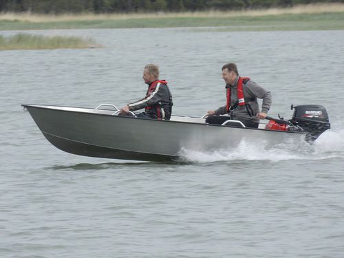 Barque hors-bord - AC-12  - Alunaut OÜ - open / en aluminium / max. 3 personnes