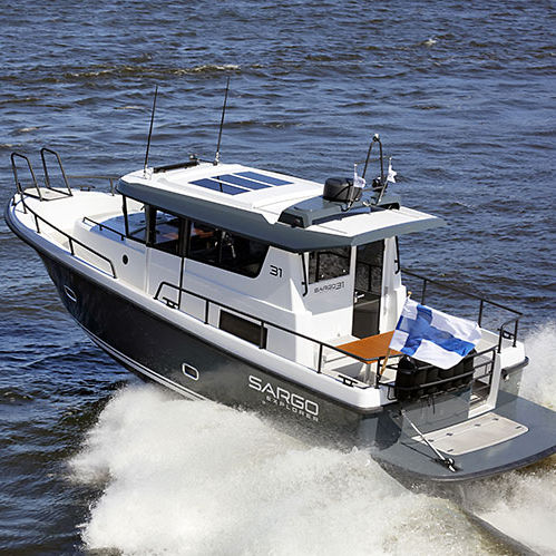Vedette in-bord - 31 Aft Door - SARGO BOATS / Sarins Batar Oy Ab - bimoteur / hard-top / 2 cabines