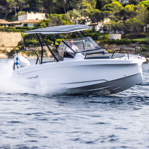 Cabin-cruiser hors-bord - 25 CROSS TOP - Axopar Boats Oy - open / à console centrale / crossover