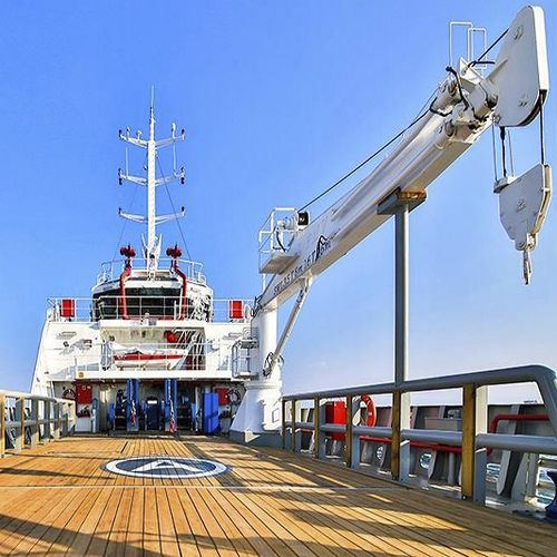 Grue à flèche - TBC - YMV CRANE AND WINCH SYSTEMS - pour navire / pour yacht / sur quai flottant