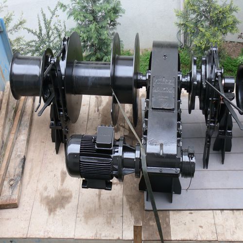 Treuil d'amarrage - MW - YMV CRANE AND WINCH SYSTEMS - pour navire / à entraînement hydraulique / à moteur électrique