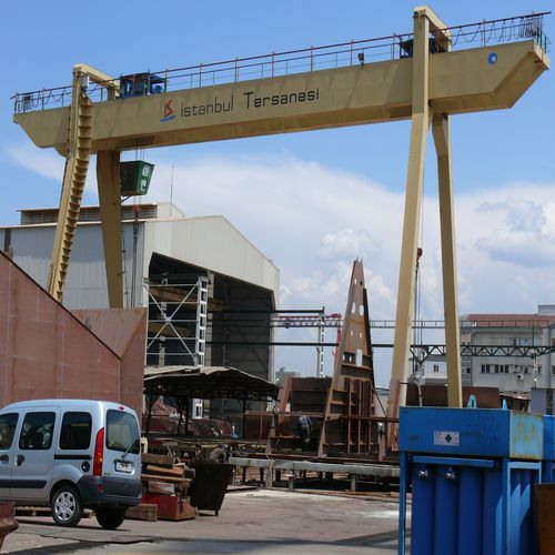Grue pour chantier naval - PGC - YMV CRANE AND WINCH SYSTEMS - à portique / à flèche / à compensation active