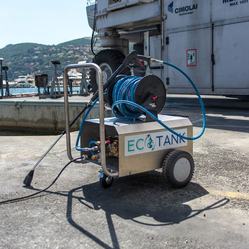 Nettoyeur haute pression pour navire - Ecostation - AZURETREND | ECOTANK | EMERGENSEA | MONAWA - pour bateau professionnel / pour chantier naval / mobile