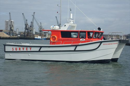 Bateau de service pour parc éolien - Geosurveyor IV - Catapult Catamarans Marine Projects Ltd - catamaran / in-bord