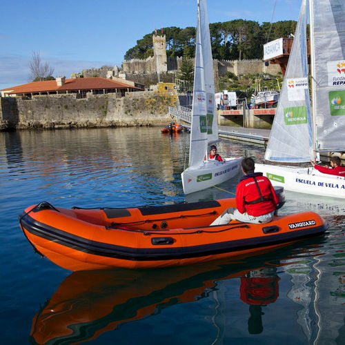 Bateau pneumatique hors-bord - DR-400 - Vanguard International - semi-rigide / open / de sport
