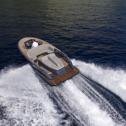 Annexe pour yacht hydrojet - Evo T2 - Evo Yachts - monomoteur / open / à console centrale