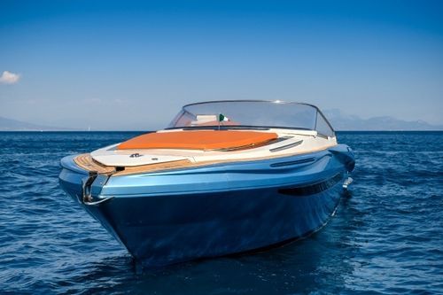Vedette in-bord - Evo T3 - Evo Yachts - diesel / coque planante / open