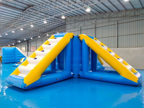 Jeu aquatique toboggan - Hydrofun LTD - pour base de loisirs / gonflable