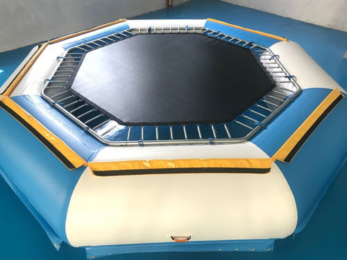 Jeu aquatique trampoline - Hydrofun LTD - pour base de loisirs / gonflable