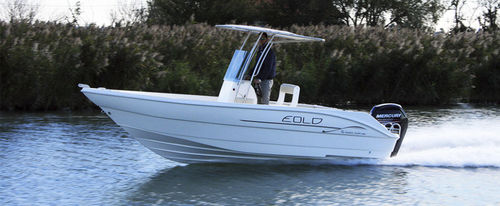 Coque open hors-bord - 600  - Eolo - à console centrale / de sport / de pêche
