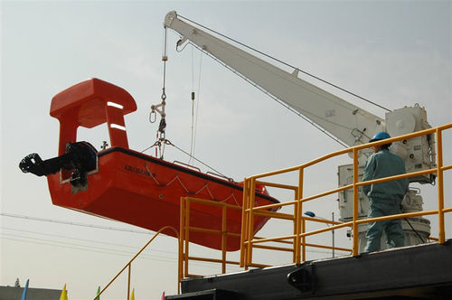 Bossoir de canot de sauvetage - Single Arm - Chongqing Guanheng Technology & Development - pour navire / hydraulique