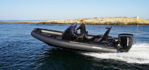 Bateau pneumatique hors-bord - Eagle 6.7 - Brig U.S.A. LLC - semi-rigide / open / à console centrale