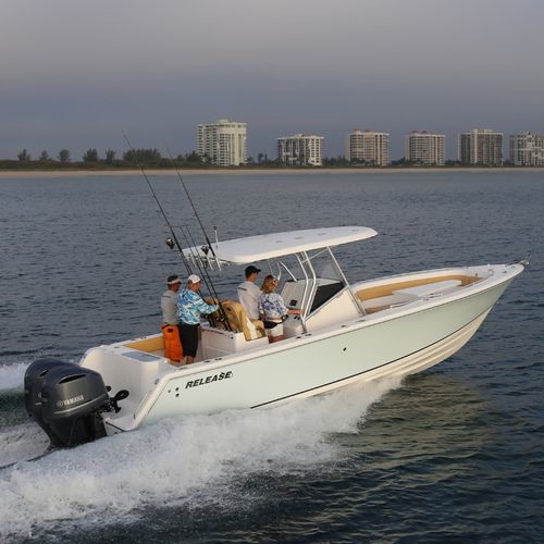 Coque open hors-bord - 301 RX - Release Boats - bimoteur / à console centrale / de pêche sportive