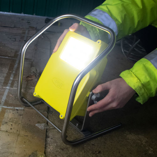 Projecteur extérieur - WL-50 series - Wolf Safety Lamp Company Ltd. - pour zones dangereuses / à LED / rechargeable