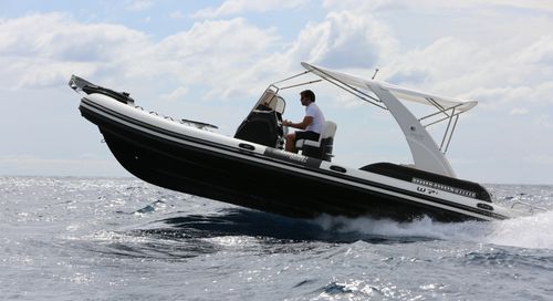 Bateau pneumatique in-bord - W7i - Wimbi Boats Ltd - semi-rigide / à console centrale / open