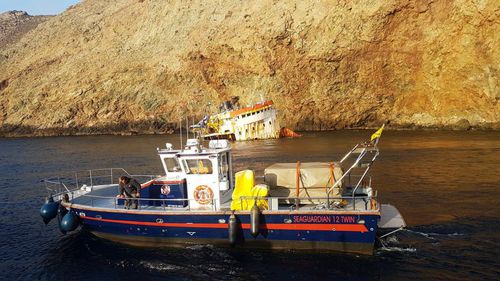 Bateau antipollution - 12 Dynamic - New Naval Ltd. - catamaran / in-bord / GRP