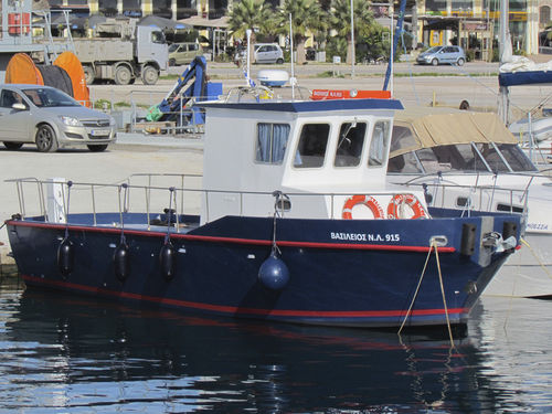 Bateau antipollution - Seaguardian 9/10 - New Naval Ltd. - in-bord / GRP