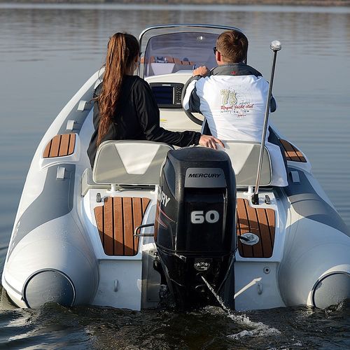 Bateau pneumatique hors-bord - V420 - GALA MARINE INTERNATIONAL In - semi-rigide / open / à console latérale
