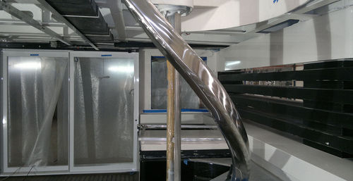 Escalier pour yacht - SM Krom Yat ve Gemi Ekipmanlari Tas. San. Tic. Ltd. Sti.