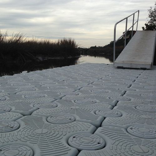 Ponton flottant - Floating Docks - Dock Blocks - modulable / d'amarrage / pour base de loisirs