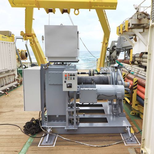 Treuil pour navire - DMT MARINE EQUIPMENT SA - d'amarrage / à moteur électrique / tambour simple