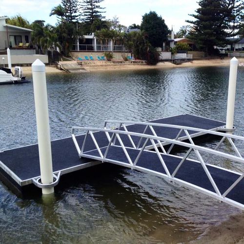 Ponton flottant - Strut  - GCProperty Pty Ltd T/A GCMarine - d'amarrage / pour marina / en béton