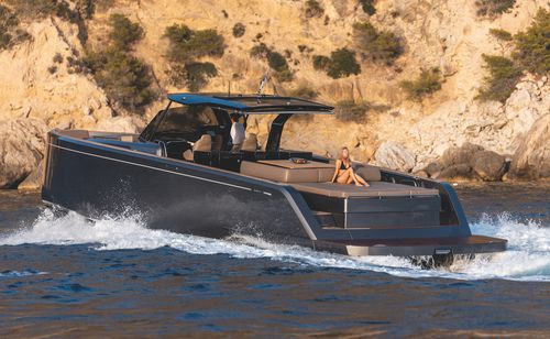 Motor-yacht de croisière - Pardo 50 - Pardo Yachts - open / à console centrale / IPS