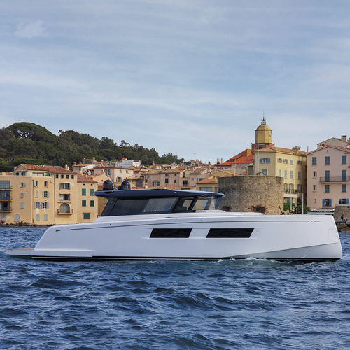Motor-yacht de croisière - Pardo GT65 - Pardo Yachts - hard-top / 3 cabines / 6 couchages