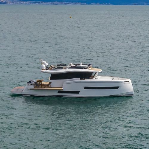 Motor-yacht de croisière - Endurance 60 - Pardo Yachts - avec timonerie / IPS / 3 cabines