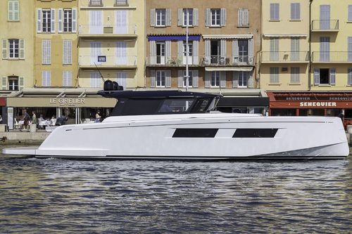 Motor-yacht de croisière - Pardo GT52 - Pardo Yachts - hard-top / IPS / 3 cabines