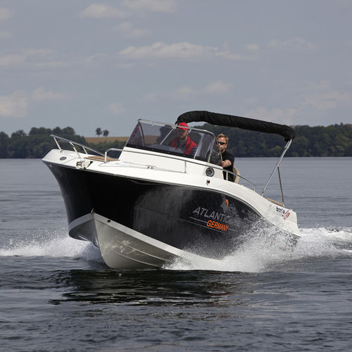 Cabin-cruiser hors-bord - 750 - Atlantic Marine - open / de sport / max. 12 personnes