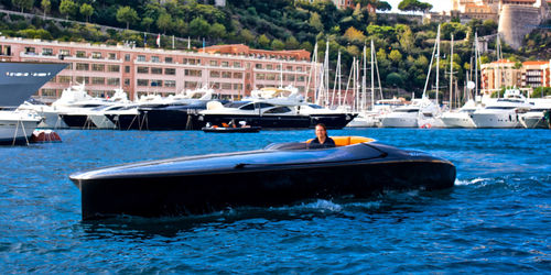 Runabout in-bord - SPEEDBOAT - SOEL YACHTS B.V. - électrique / en carbone / propulsion alternative