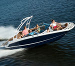 deck-boat in-bord