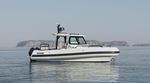 bateau pneumatique hors-bord