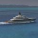 mega-yacht de croisière / raised pilothouse / avec piscine / avec héliport