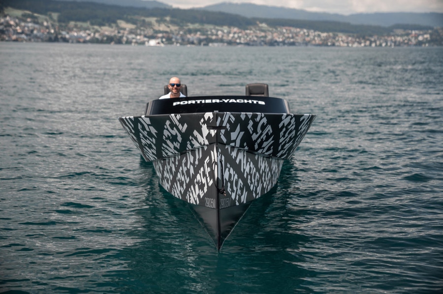 Bateau Le Plus Rapide Du Monde 420 Km H