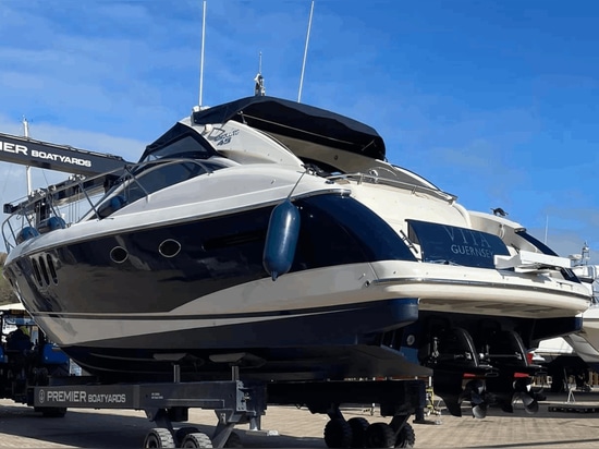 Base de données d'images de bateaux de clients ouverte aux clients