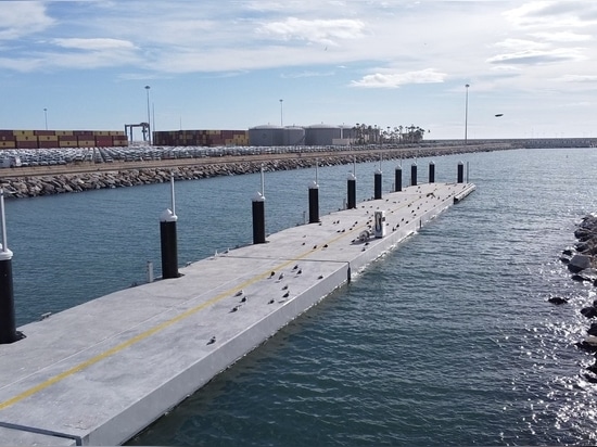 "NOUVELLES INSTALLATIONS DE PÊCHE SUR LA RIVE DROITE DE LA RIVIÈRE GUADALMEDINA"