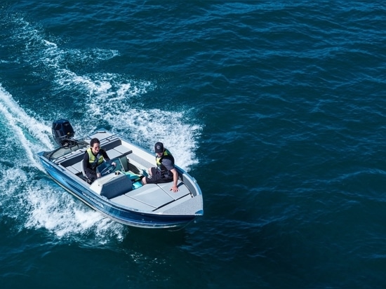 Nouveau lifting 2024 - Famille Marine 450