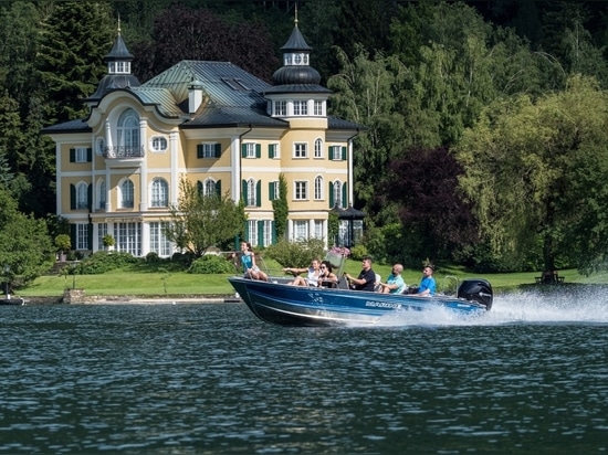 Nouveau lifting 2024 - Famille Marine 550