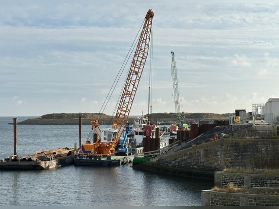 Découpe précise sur le projet Afsluitdijk aux Pays-Bas