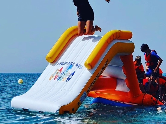 Nouveau : un toboggan adaptable à toutes les paddles géants du marché !