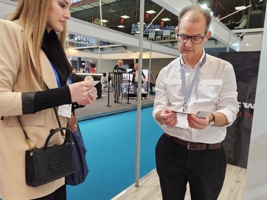 Aydın Acar Yacht Glass visite METSTRADE 2025 pour renforcer les liens avec l'industrie