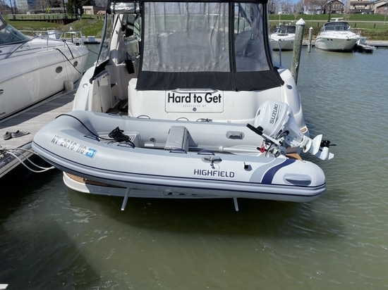 Highfield propose désormais les systèmes de bossoirs Hurley Marine